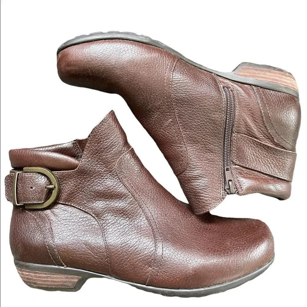 WALKING Cradles  Ender Bootie: Brown Tumbled Leather, size 8.5 WW